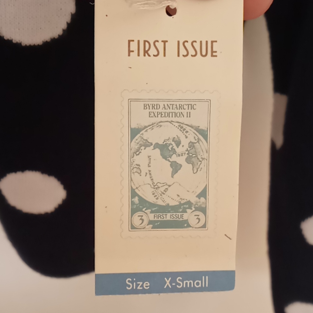First issue - Picture 4 of 5